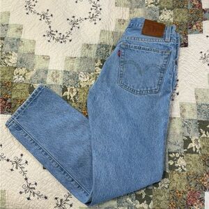 Levi's Woman’s Light Blue Straight Jeans